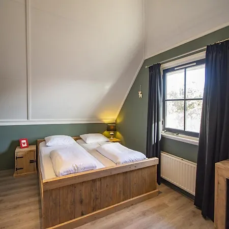 Villa Amicable With Whirlpool