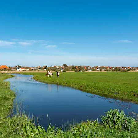 Vila In With Whirlpool And