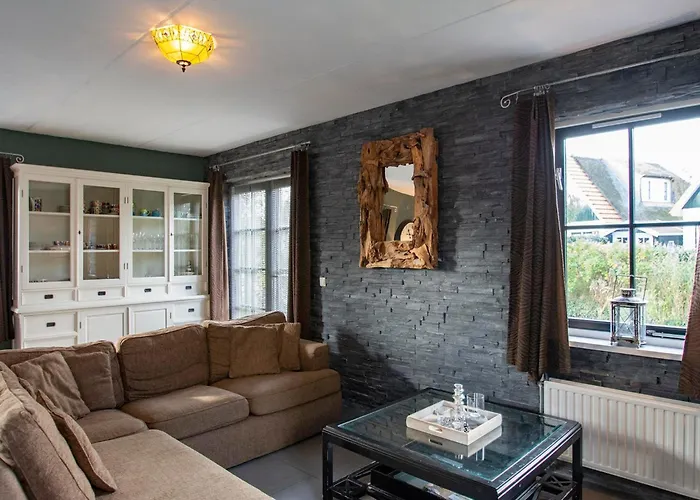 Villa In With Whirlpool And